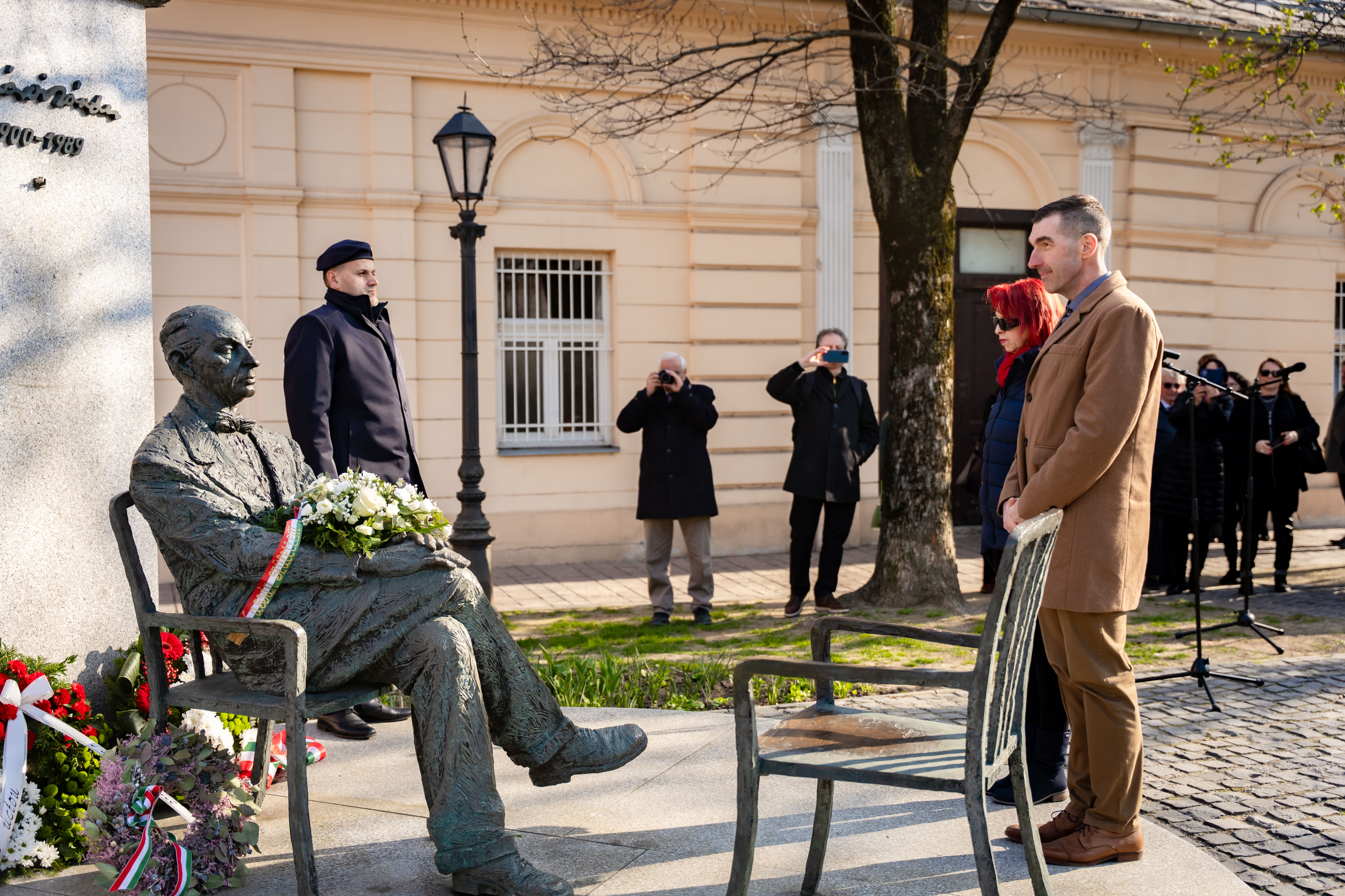 Spomienka na Sandora Maraia-1-27